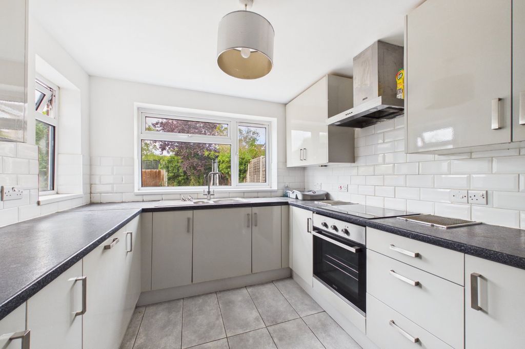 Property photo 2 of 11 Picture No. 07