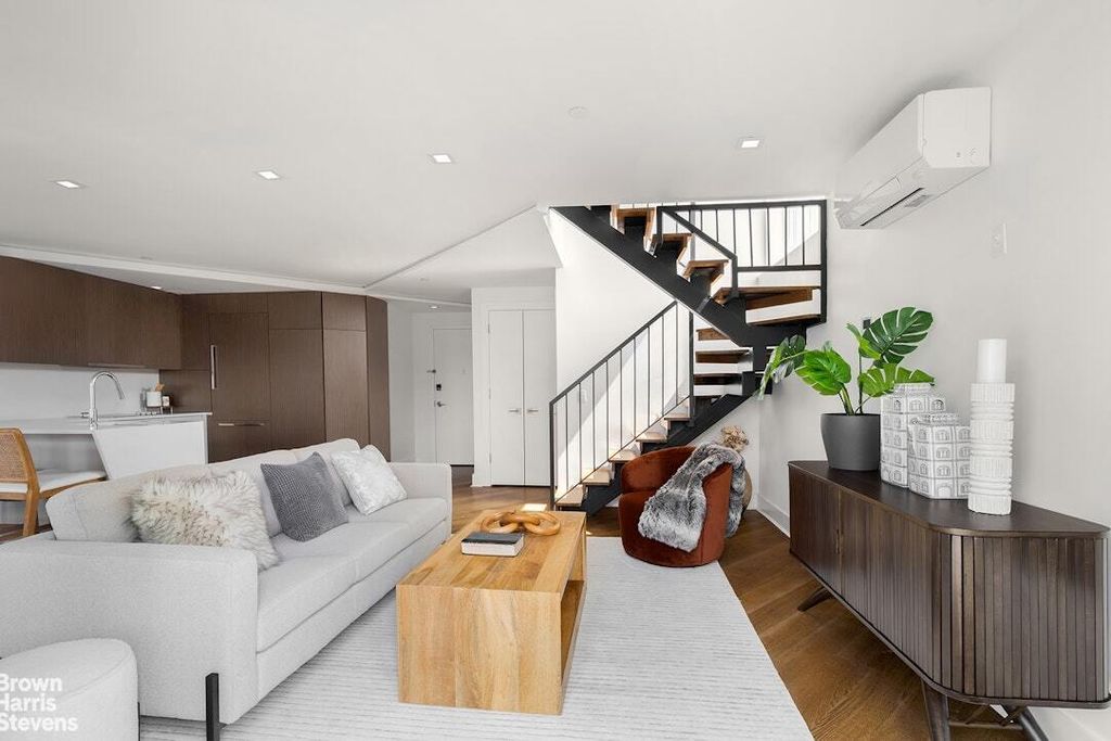 Property photo 3 of 17 <Alttext/>