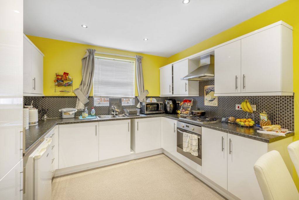 Property photo 2 of 26 64 Rivergate (Boston)-21