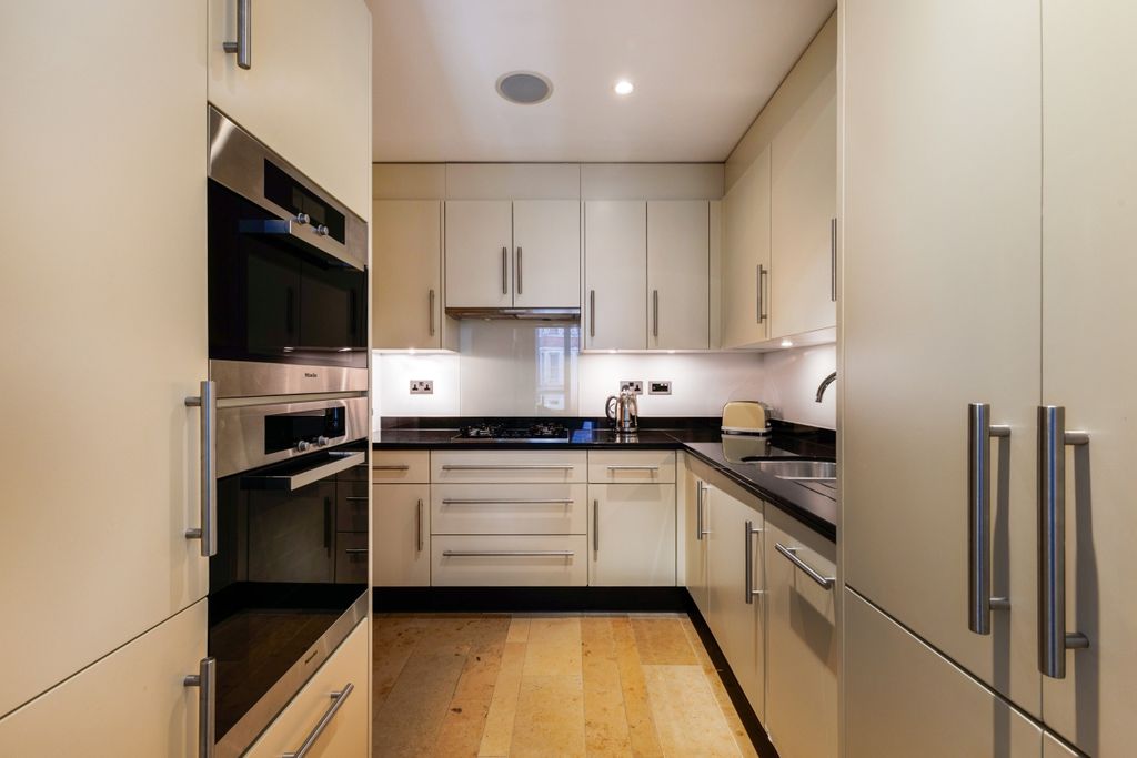 Property photo 2 of 27 98315_Flat-2.3-Ch...