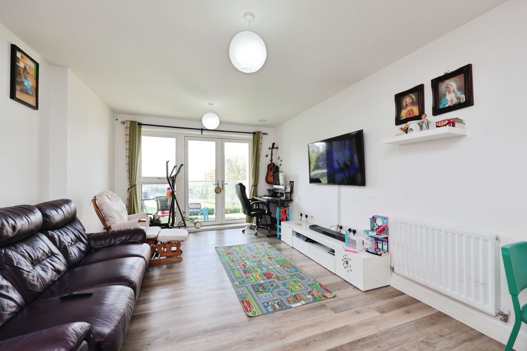 Property photo 3 of 15 Open Plan Living