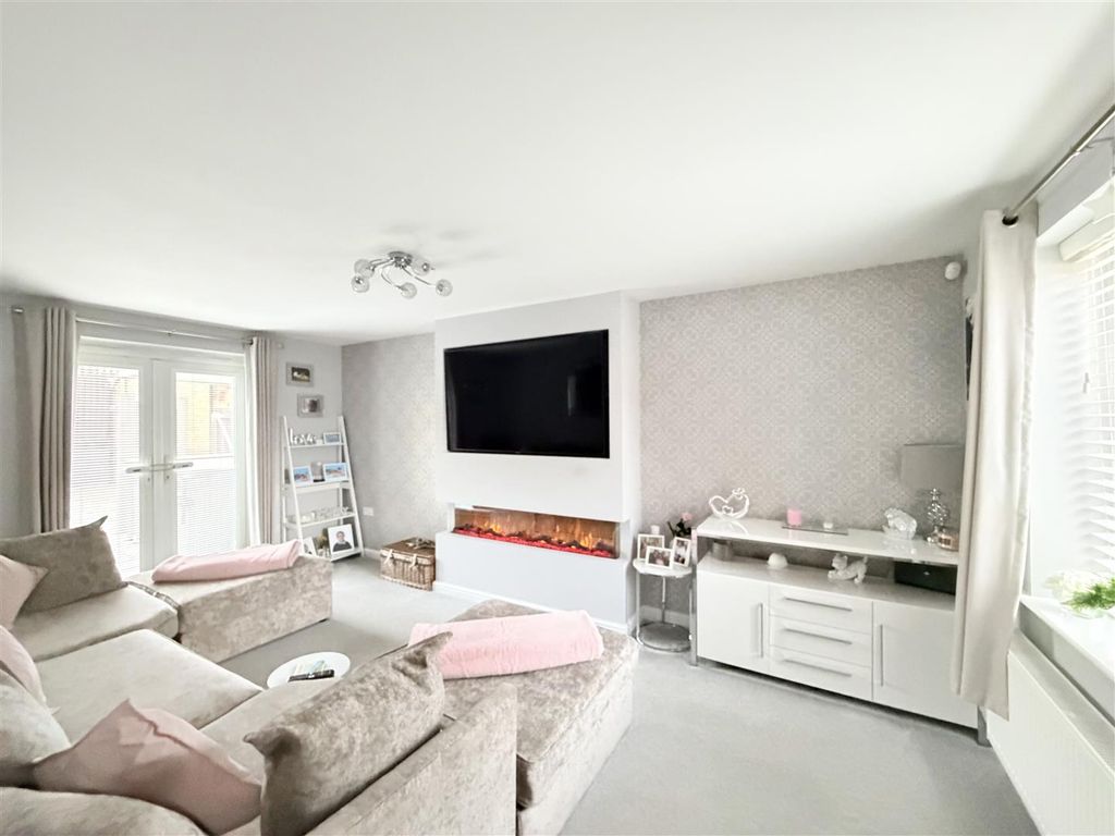 Property photo 3 of 16 Img_2105.Jpeg