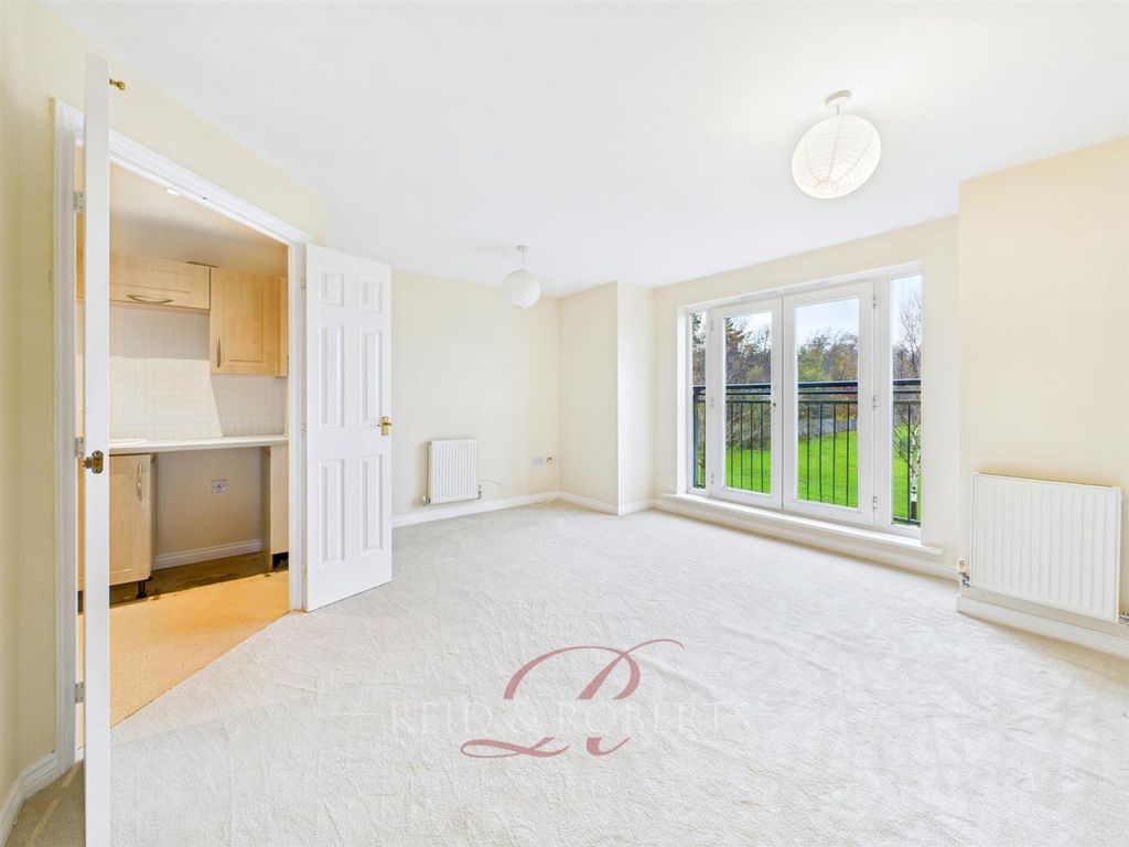 Property photo 2 of 22 Cam03999G0-Pr0204-Still008.Jpg