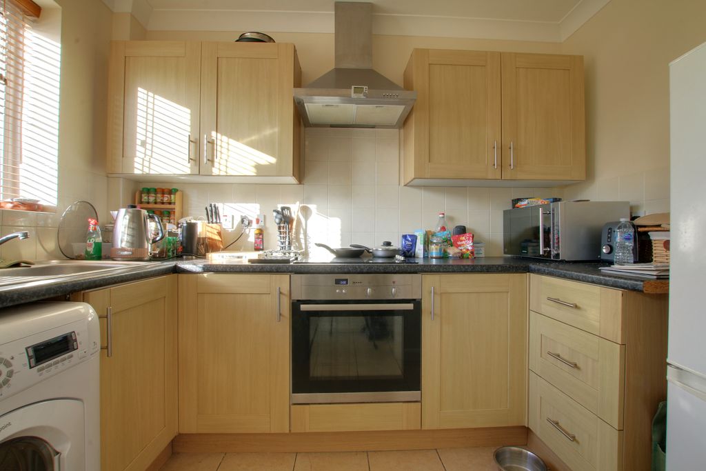 Property photo 3 of 5