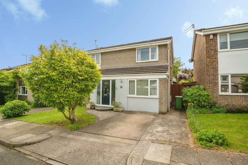 Property photo 1 of 26