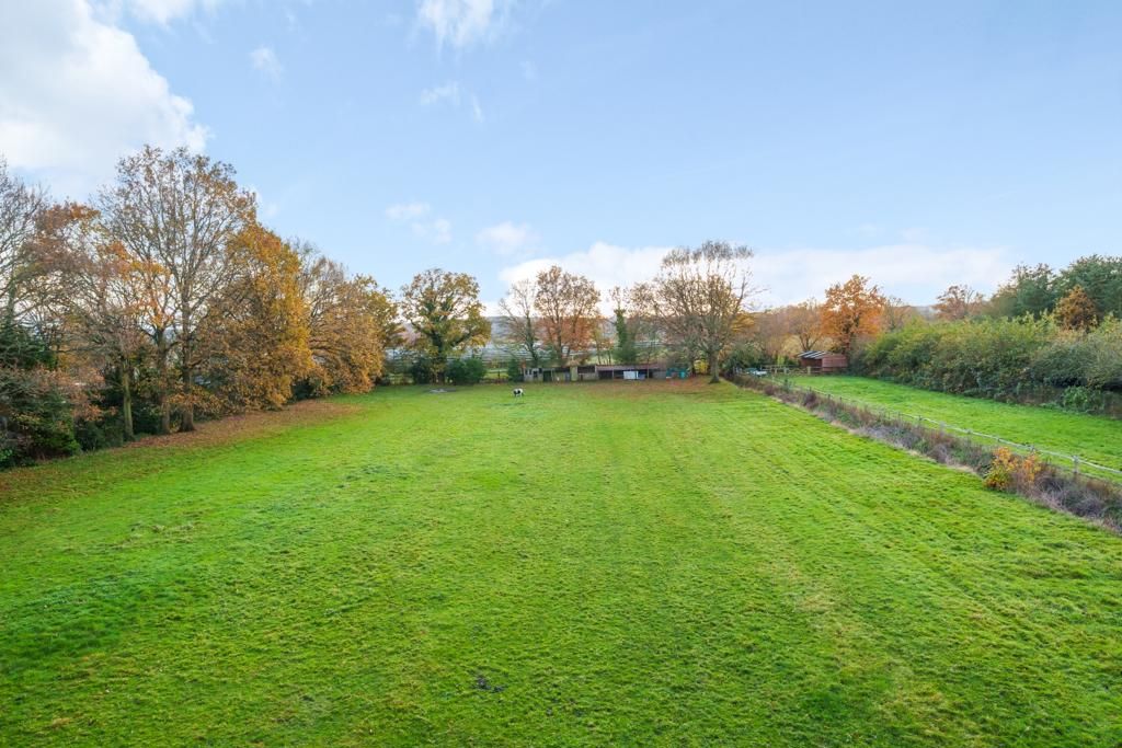 Property photo 2 of 5 Photo 1