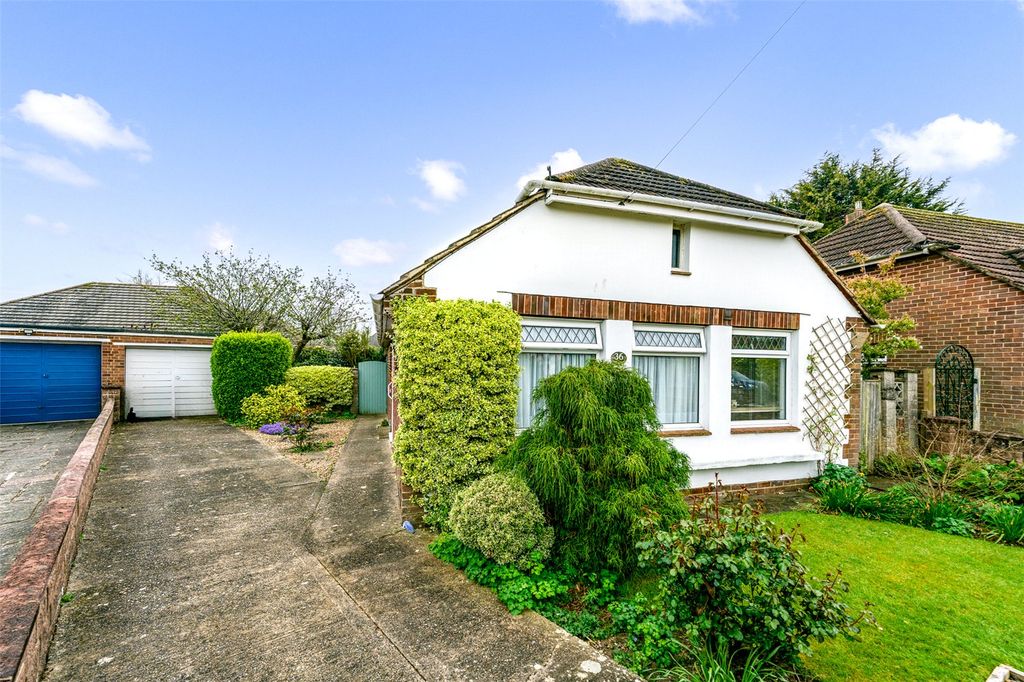 Property photo 1 of 19 Picture No. 05