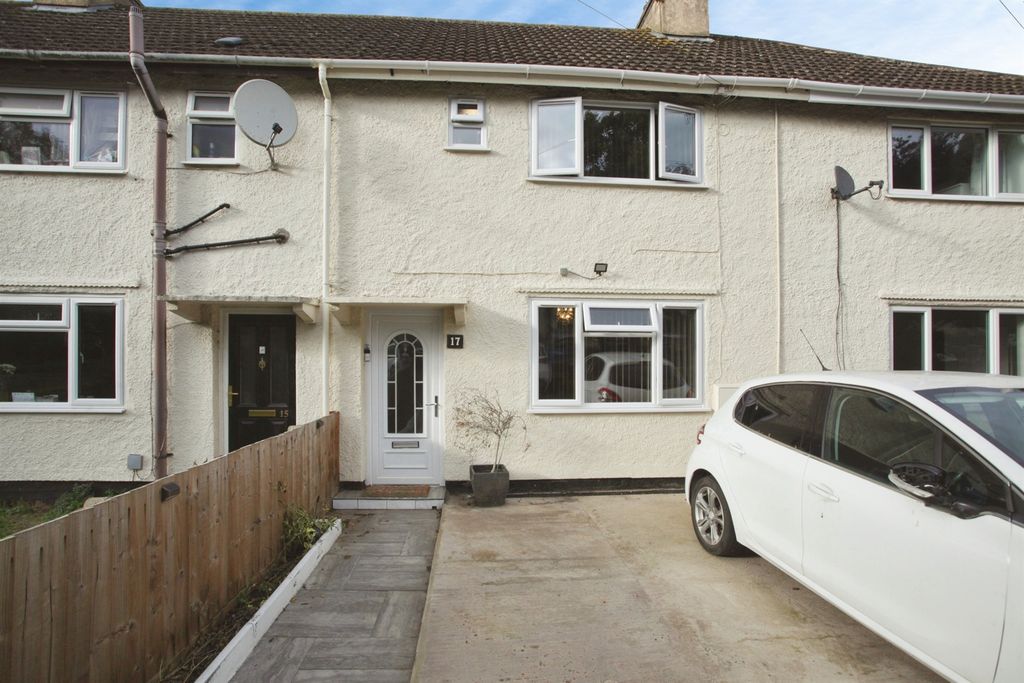 Property photo 1 of 16