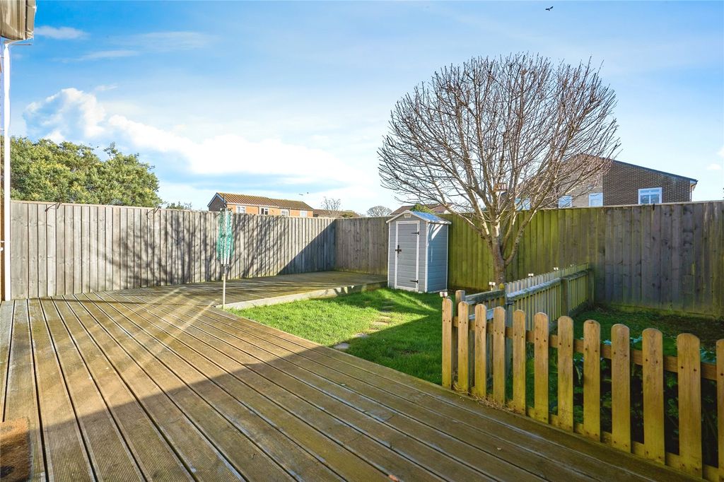 Property photo 2 of 15 Picture No. 13