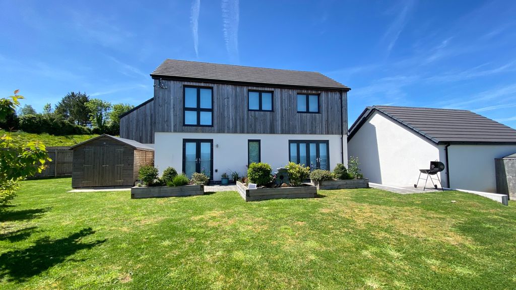 Property photo 1 of 20 5312340