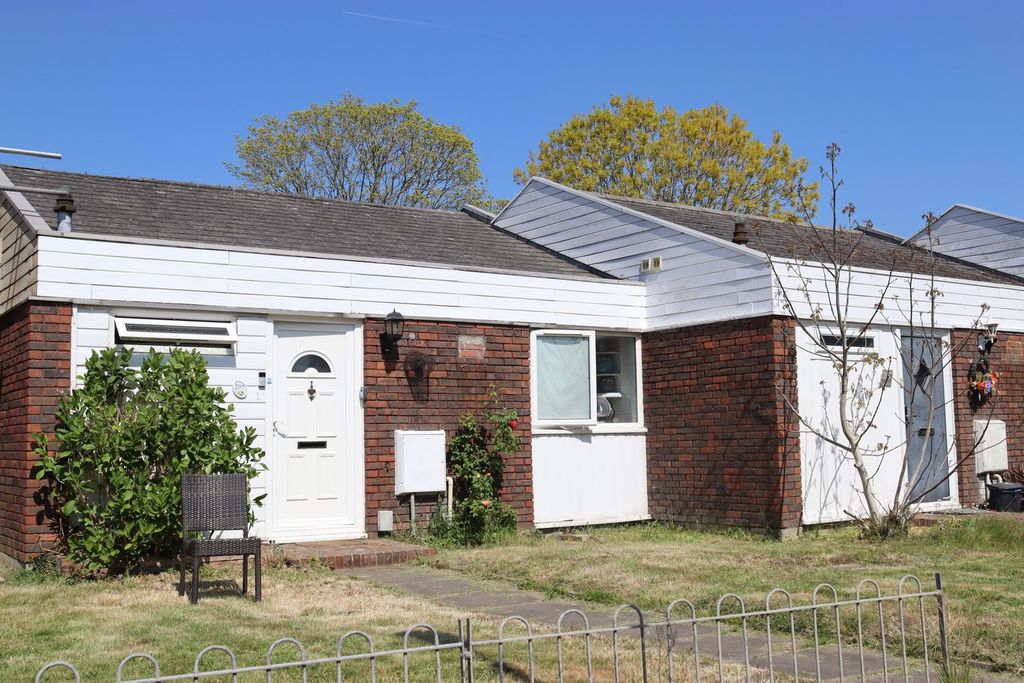 Property photo 1 of 8