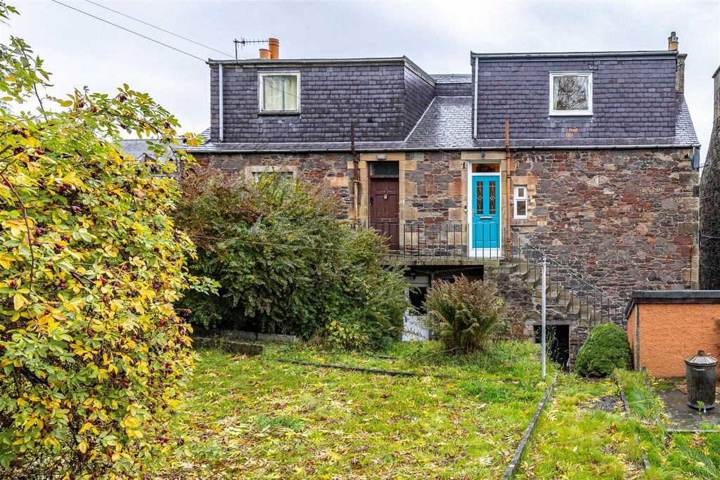 Property photo 1 of 16 107 Wood Street Galashiels 29.Jpg