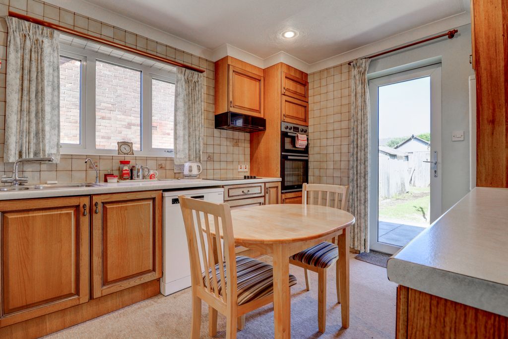 Property photo 3 of 12 Picture No. 07