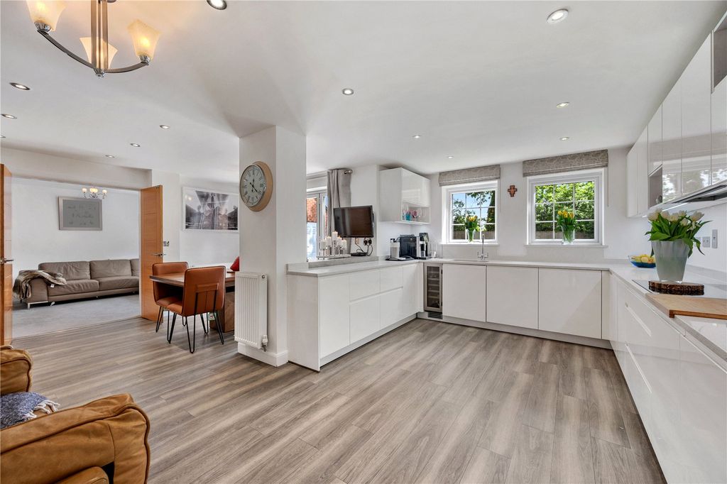 Property photo 3 of 24 Open Plan Kitchen