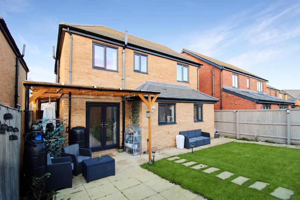 Property photo 2 of 16 Rear