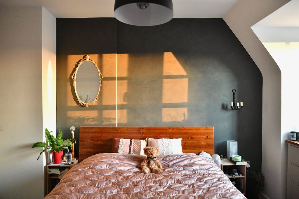 Property photo 3 of 16 Bedroom - Ll