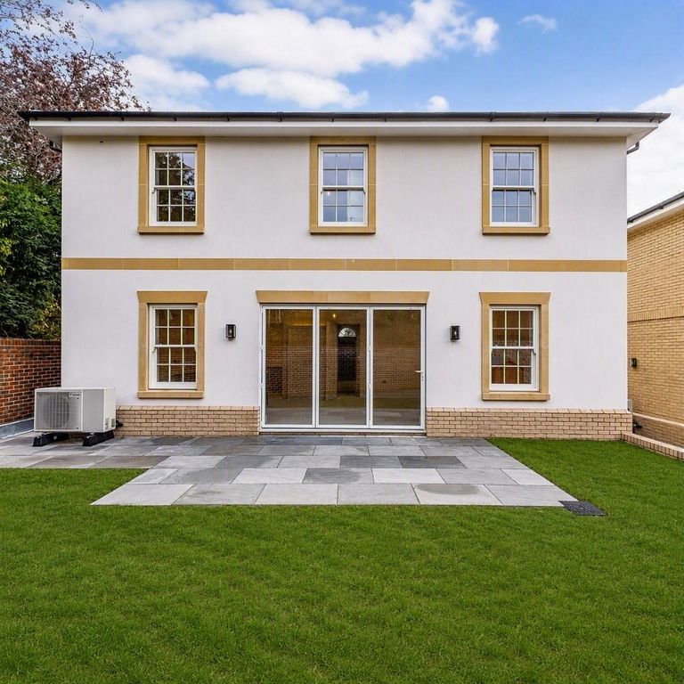 Property photo 3 of 11 Cgi Furnishings
