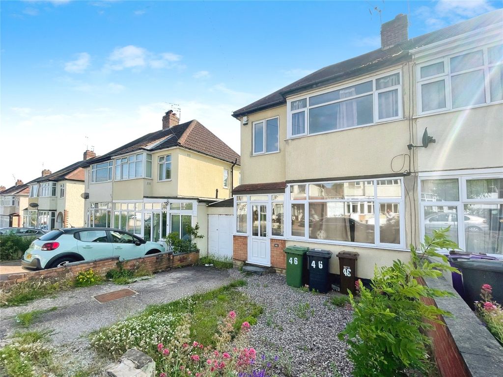Property photo 1 of 15 External