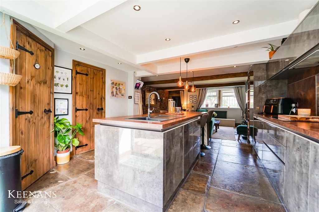 Property photo 3 of 30 3.Jpg