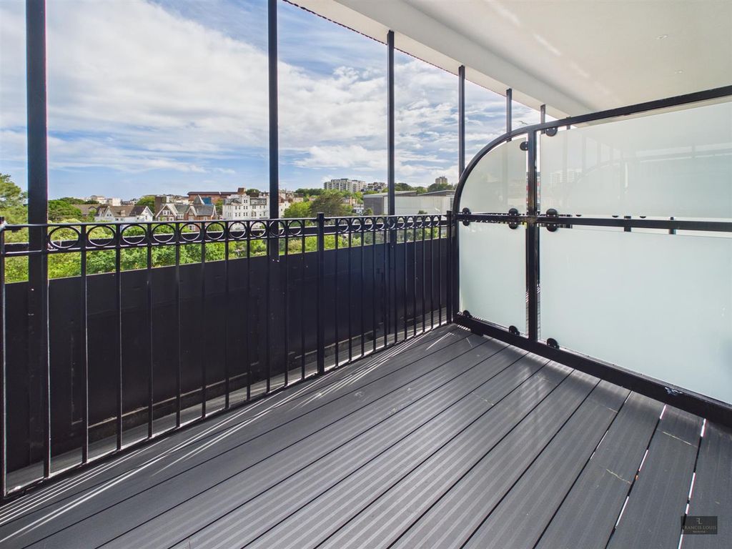 Property photo 2 of 5 0A0200c3Aece40d0A70B7924c917F872_100_Cam02887G0-Pr