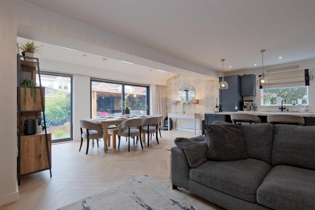 Property photo 2 of 33 Open Plan Lounge, Kitchen & Dining Room