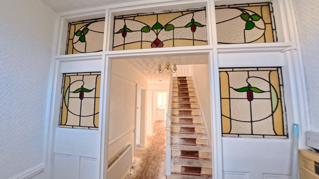 Property photo 2 of 10 Entrance Hallway