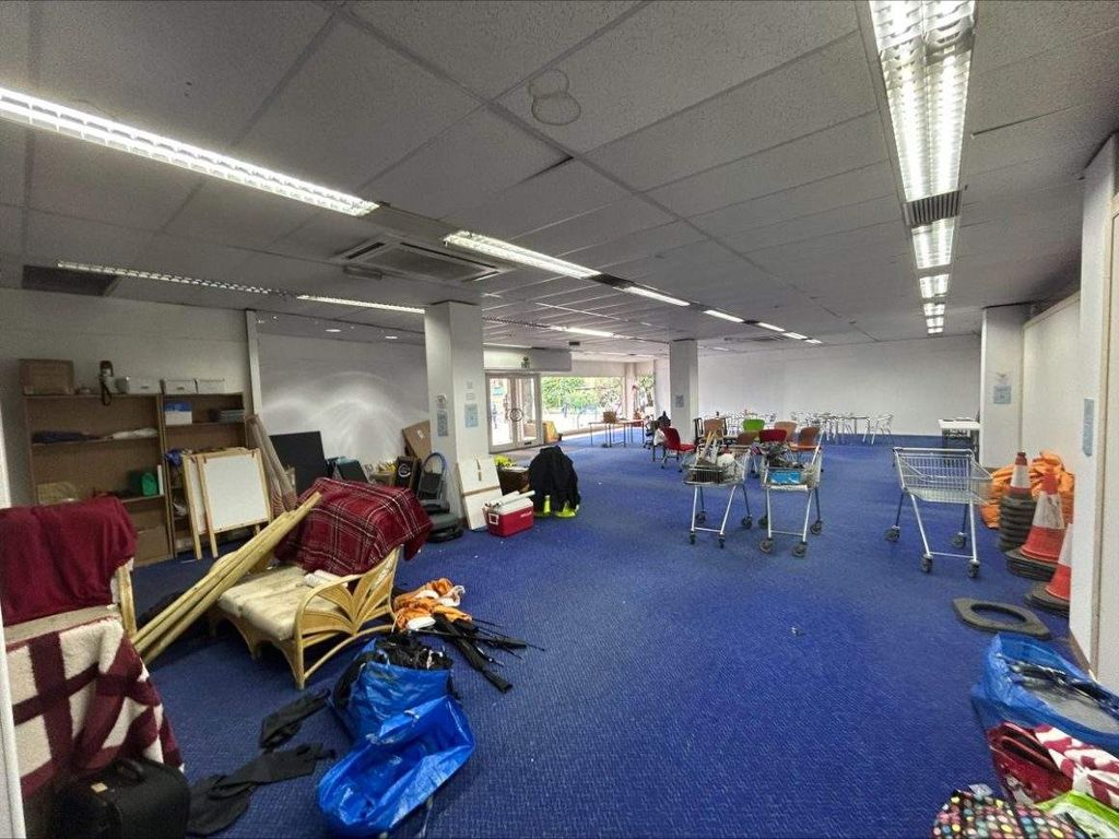 Property photo 2 of 4