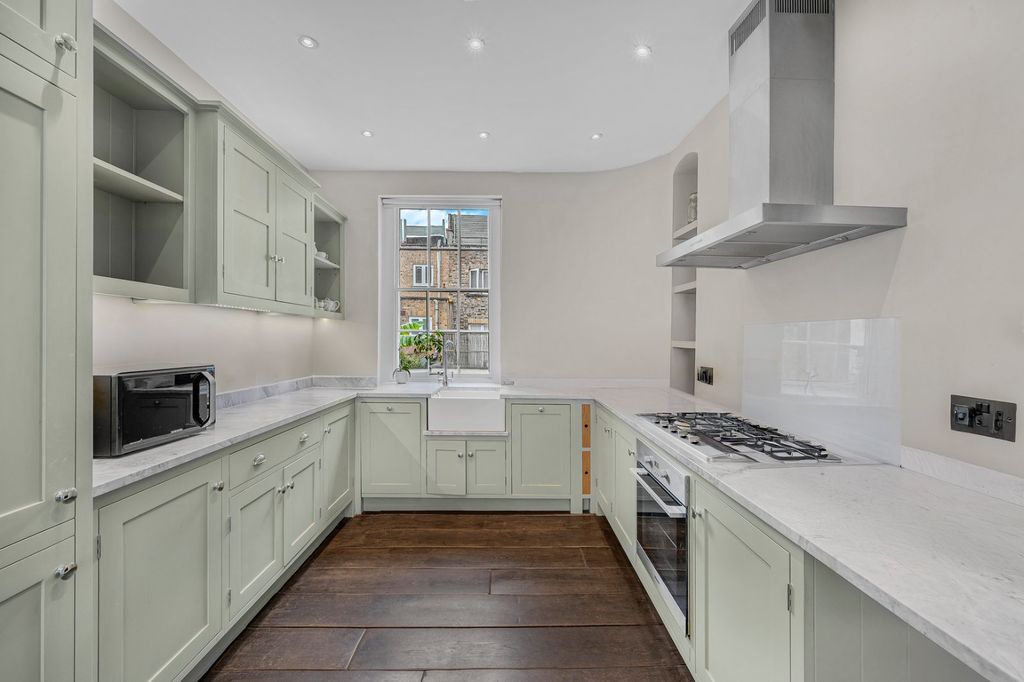 Property photo 3 of 14 Picture No. 09