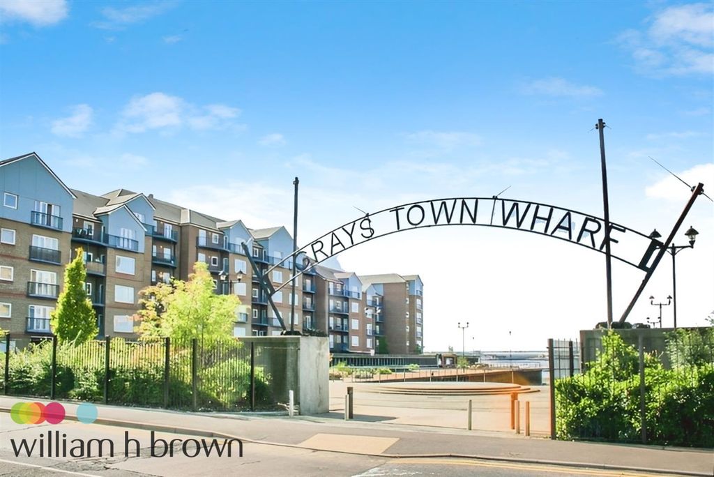 Property photo 1 of 13 Image