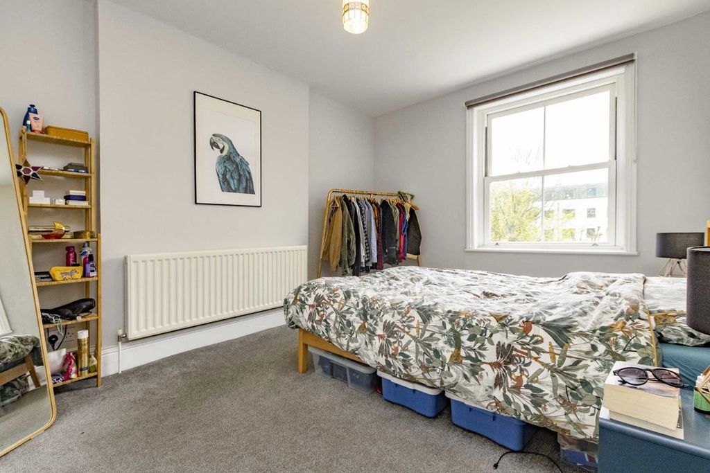 Property photo 3 of 4