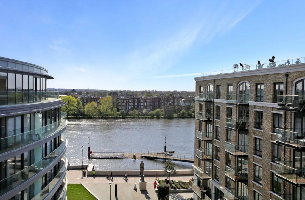 Property photo 1 of 12 River View