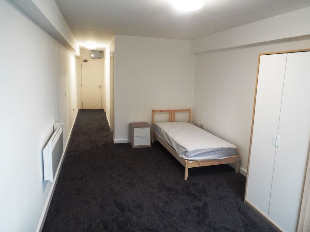 Property photo 1 of 4
