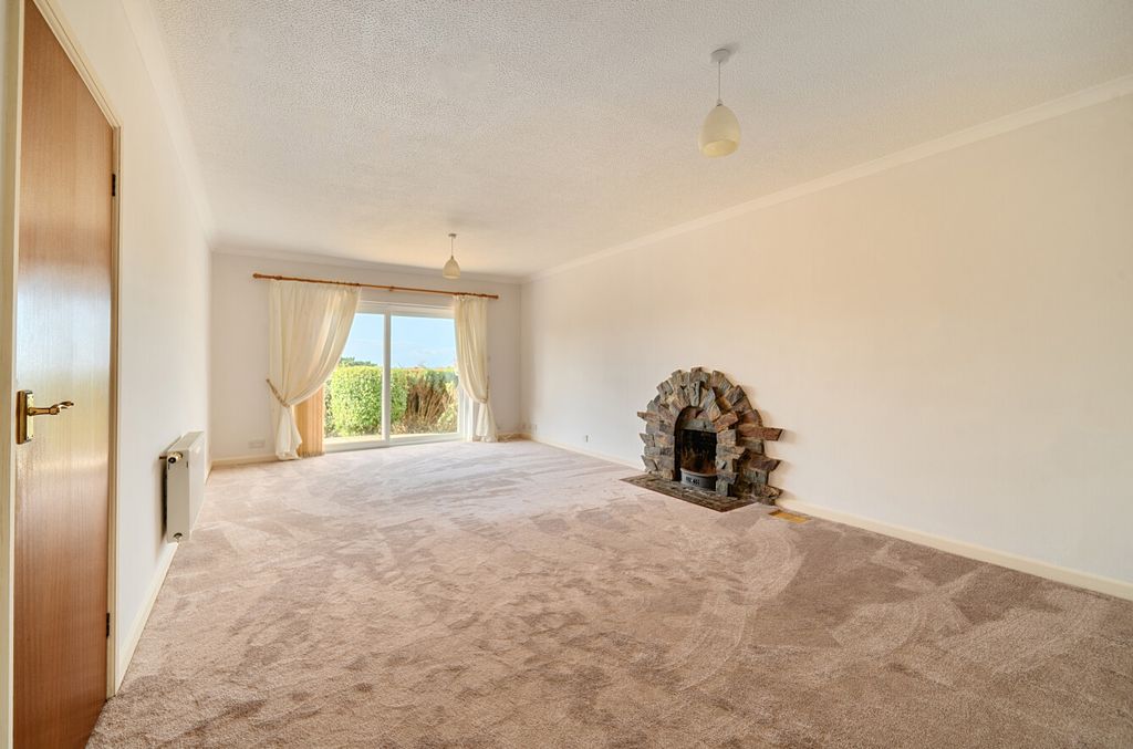 Property photo 3 of 16 Reception Room