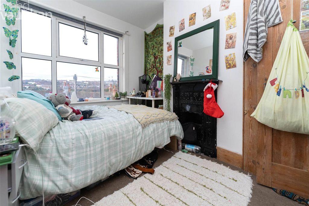 Property photo 1 of 14 Picture No. 28