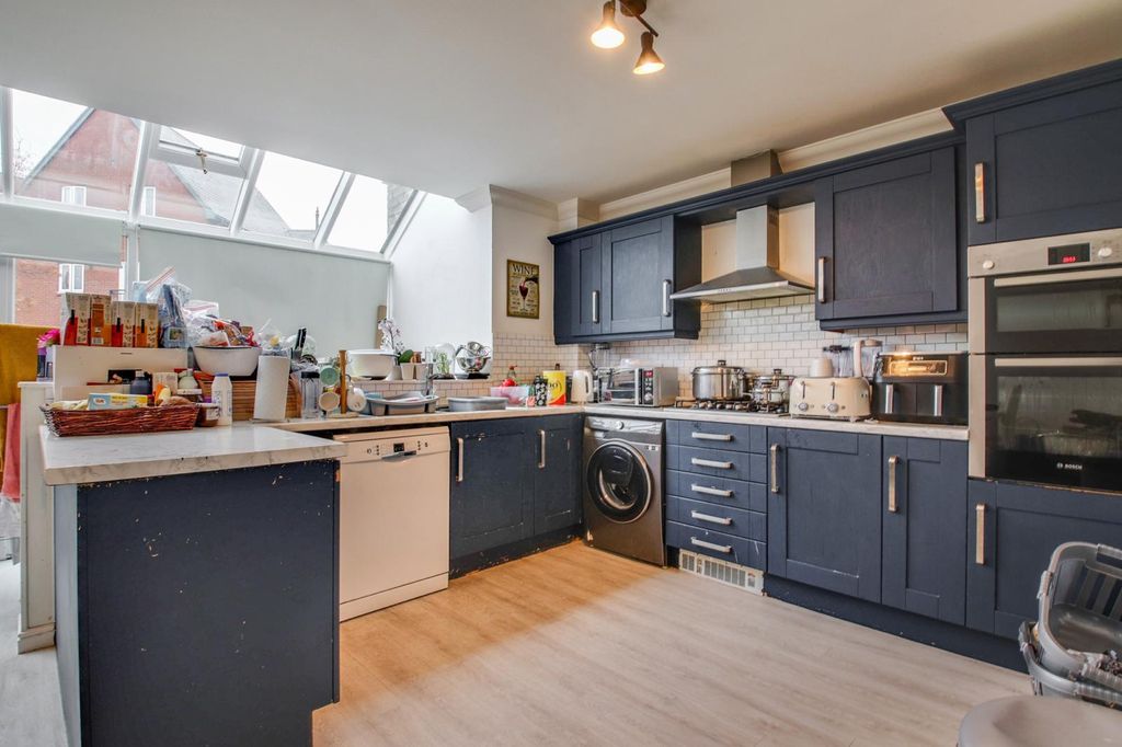 Property photo 3 of 10 Kitchen/Diner