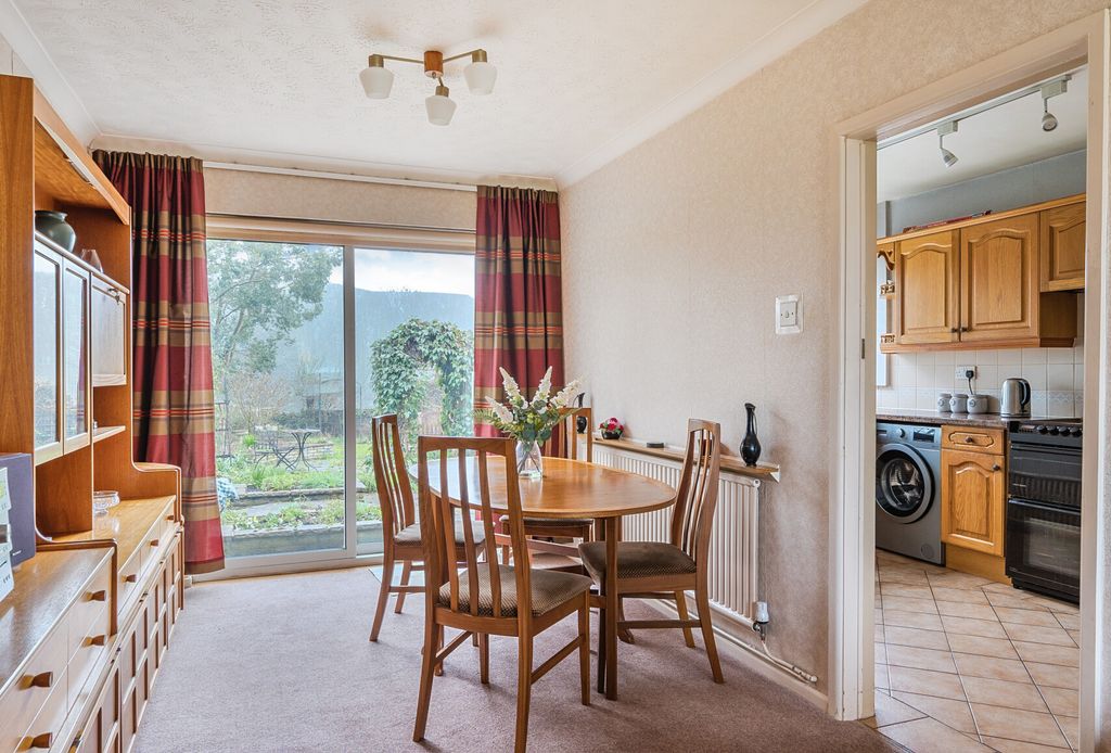 Property photo 3 of 23 1423723-10-69Aea0...