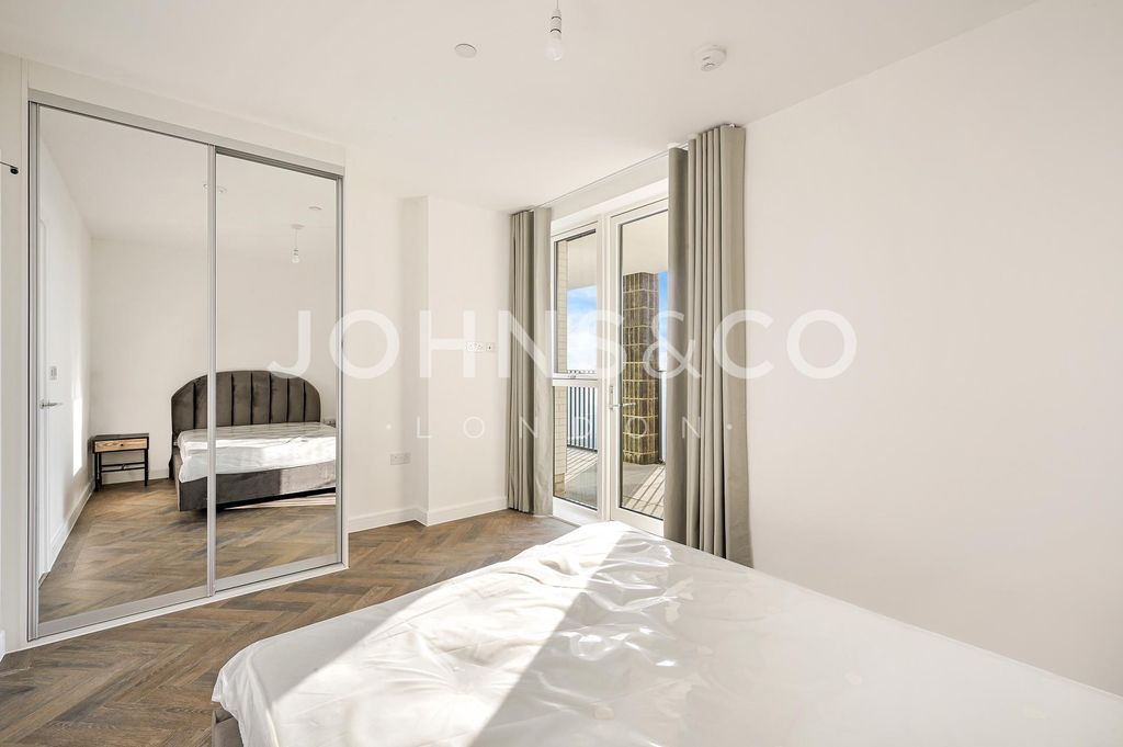 Property photo 3 of 3