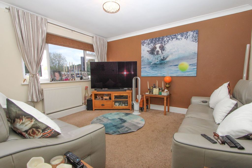 Property photo 3 of 22