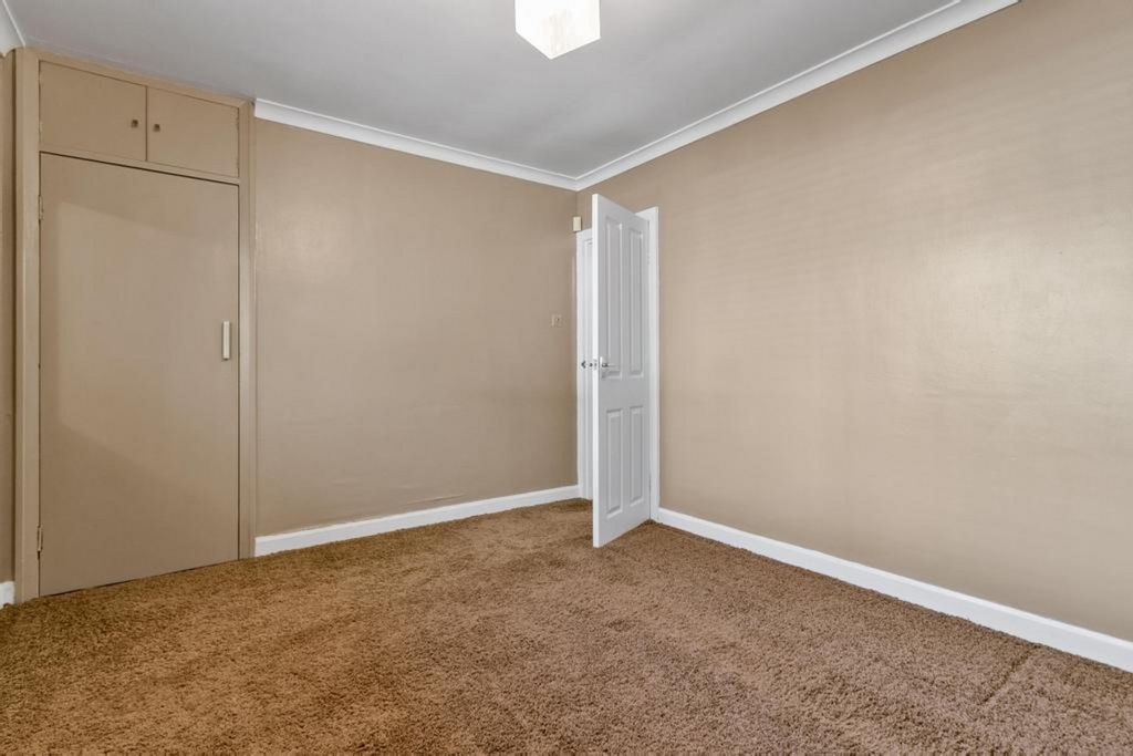 Additional image 9 of 2 bed flat for saleAlexander Avenue, Eaglesham G76