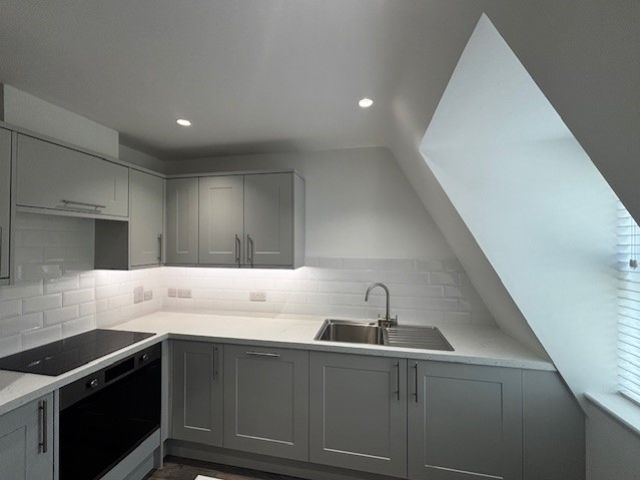 Property photo 3 of 8 Flat 5 Kitchen