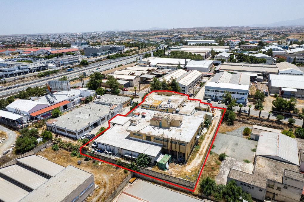 Property photo 3 of 4