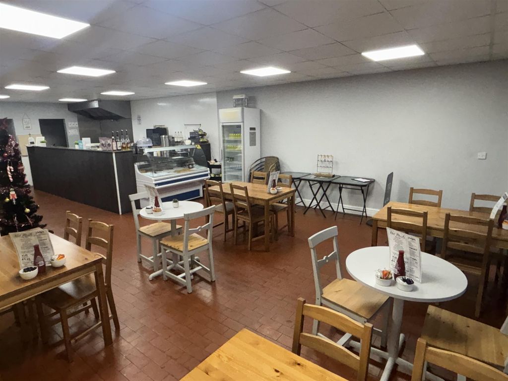 Property photo 3 of 7 Photo 2