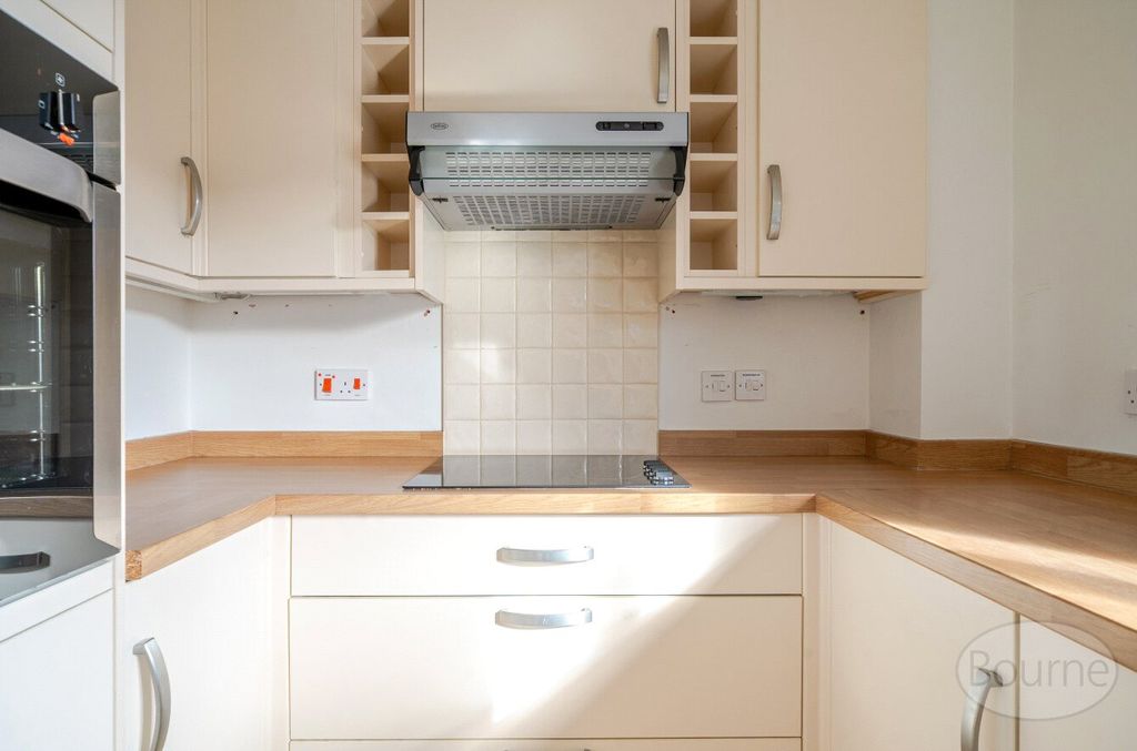 Additional image 19 of 1 bed flat for saleHylton Road, Petersfield, Hampshire GU32