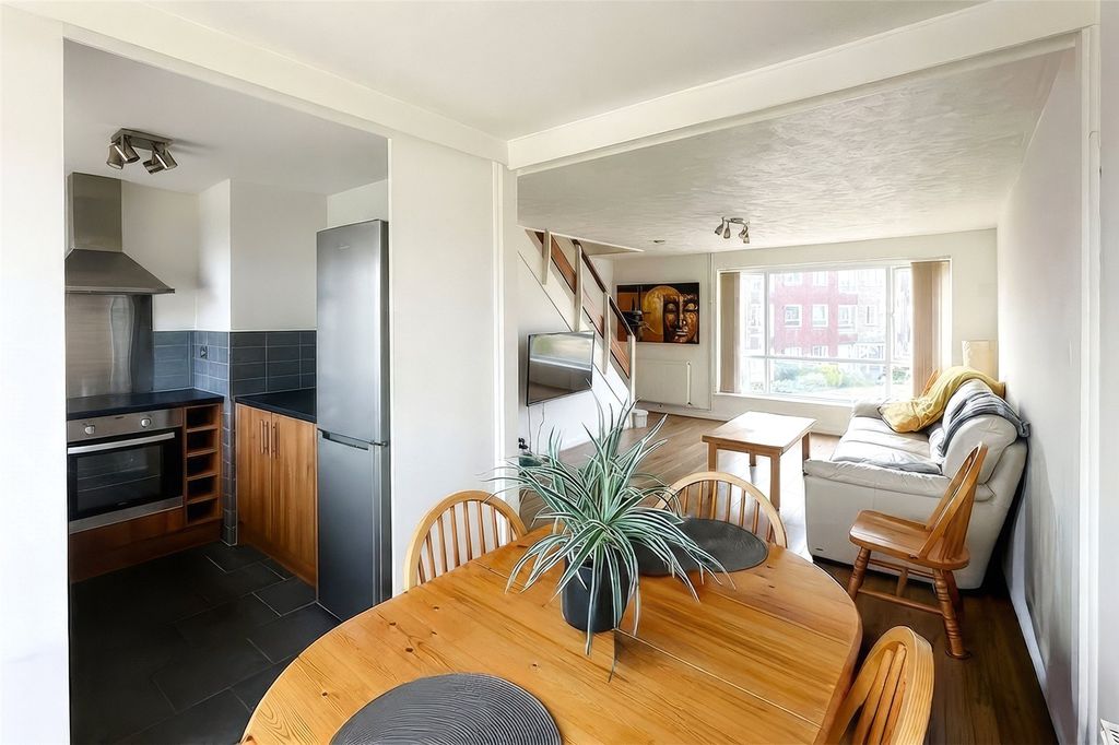 Property photo 2 of 13 Picture No. 05