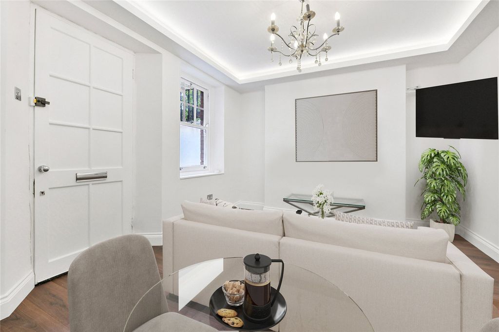Property photo 3 of 10 Reception Room