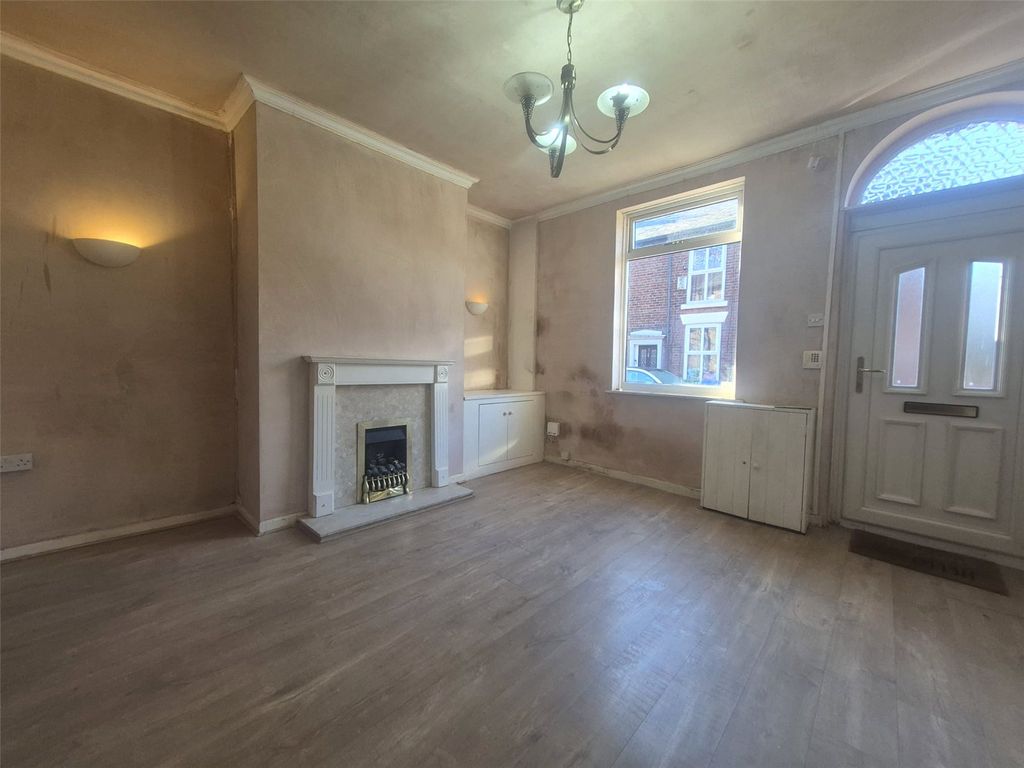 Property photo 2 of 10 Picture No. 02