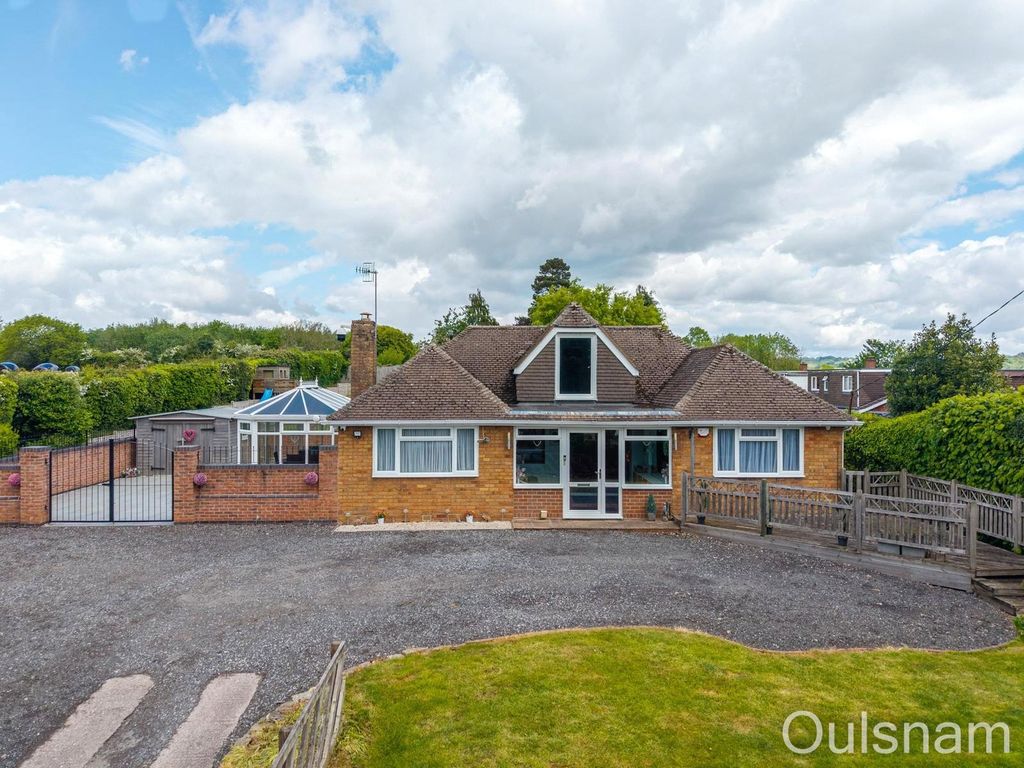 Property photo 3 of 34 Picture No. 32