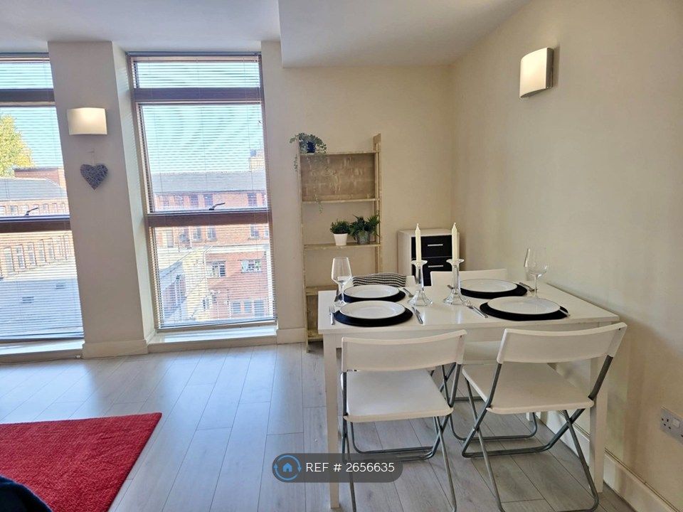 Property photo 2 of 11