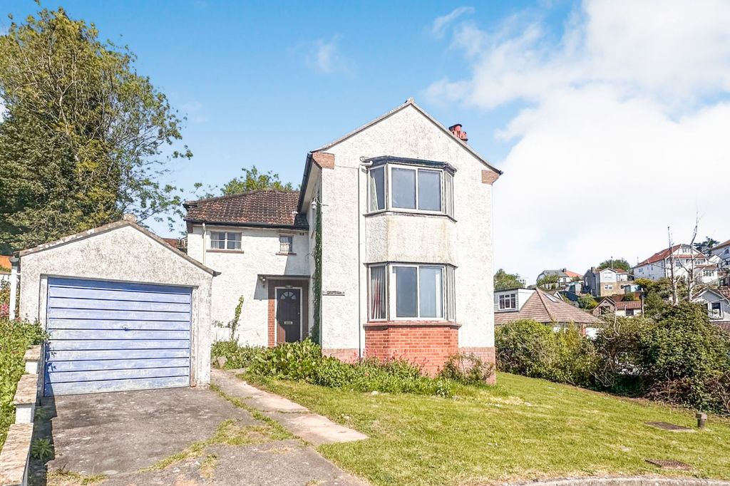 Property photo 1 of 14 1 The Glen, Challow Drive, Weston-Super-Mare, Bs22 9Rn