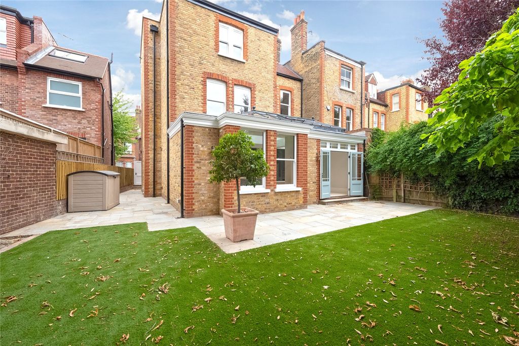 Property photo 3 of 16 Picture No. 08